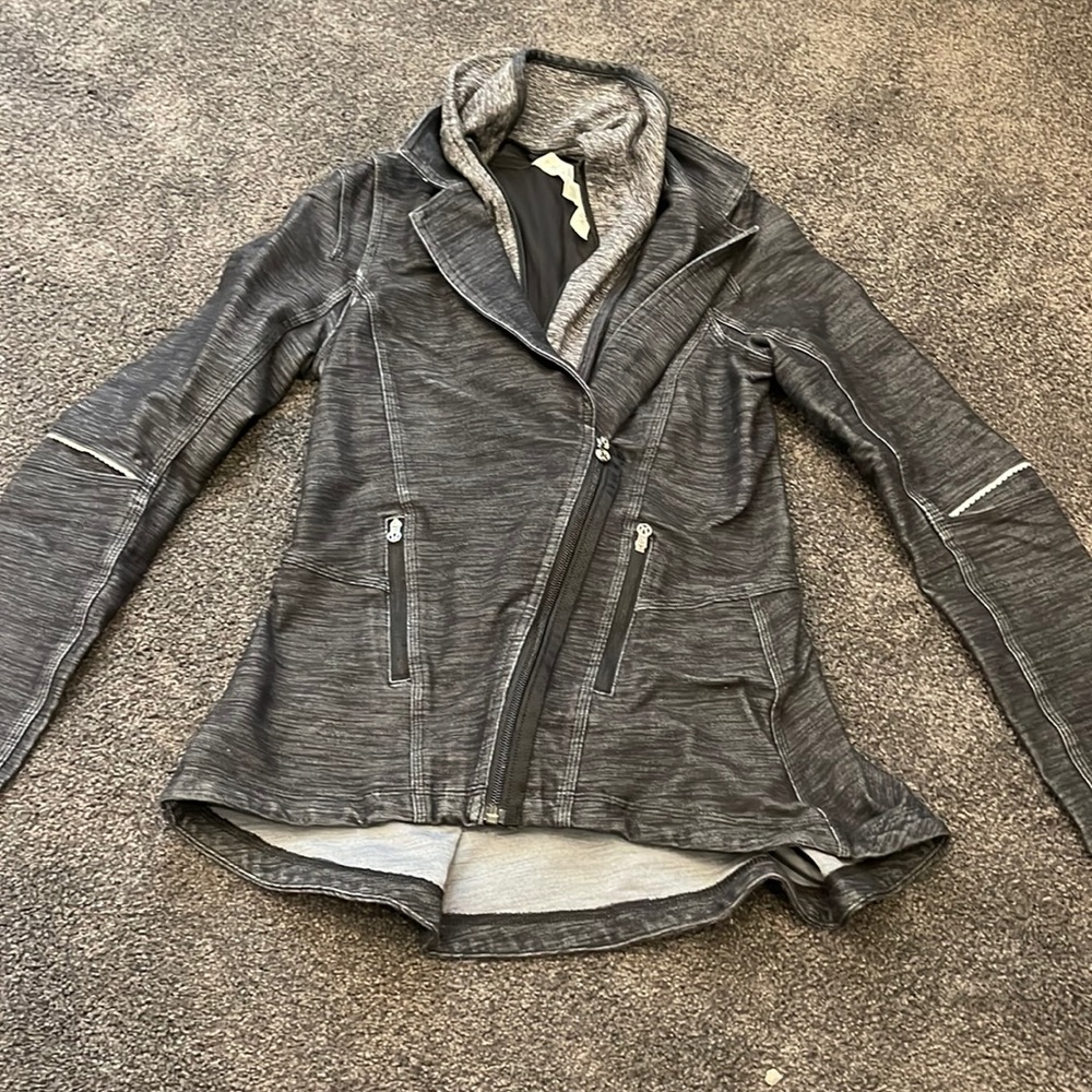 lululemon zip up
